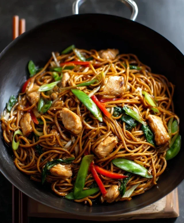 Easy 15-Minute Lo Mein