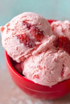 Homemade Strawberry Ice Cream