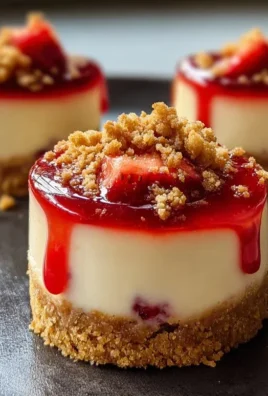 Mini Strawberry Crunch Stuffed Cheesecake