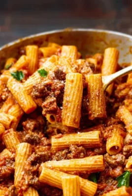 Beef Pasta in Tomato Sauce {Beef Ragu Pasta}