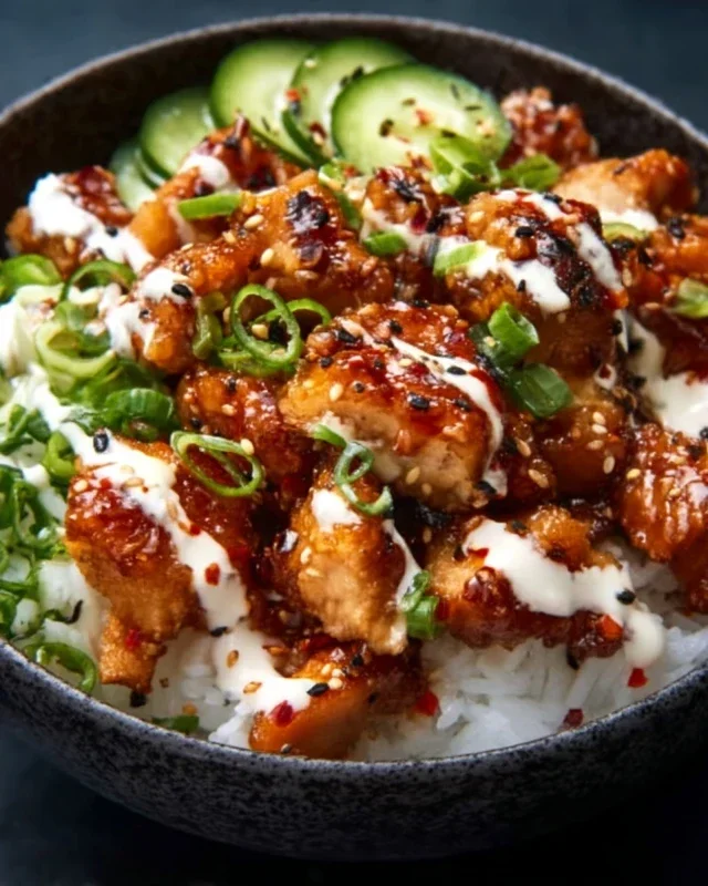 Spicy Honey-Gin Extract Extractger Chicken Bowls with Yum Yum Sauce